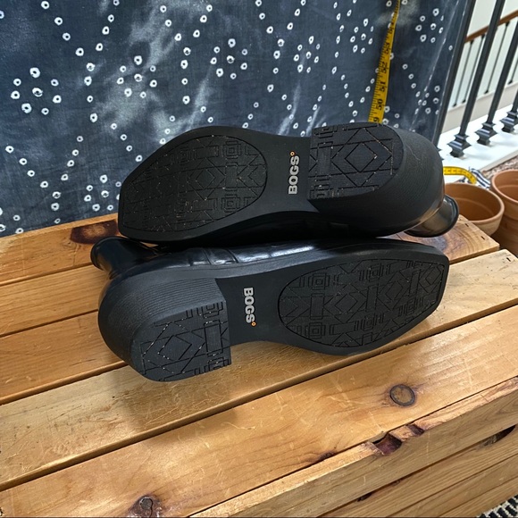 Bogs “Valerie” - Size 7 Women’s Black Ankle Height Rain Boots Waterproof - Picture 5 of 6